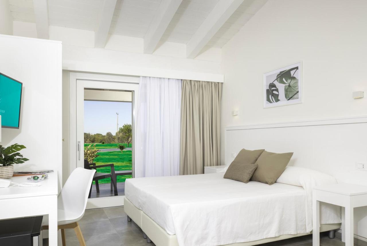 Hotel S'arena Beach La Caletta Buitenkant foto