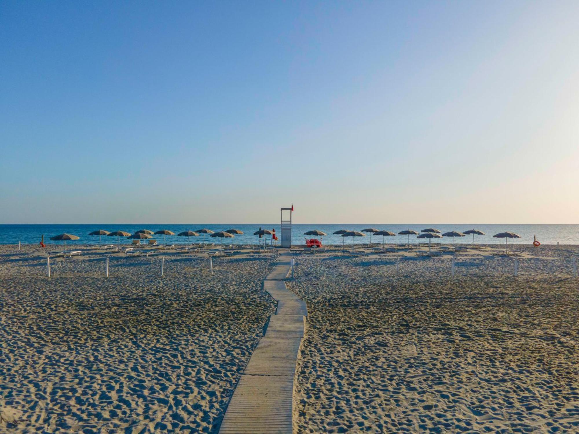 Hotel S'arena Beach La Caletta Buitenkant foto