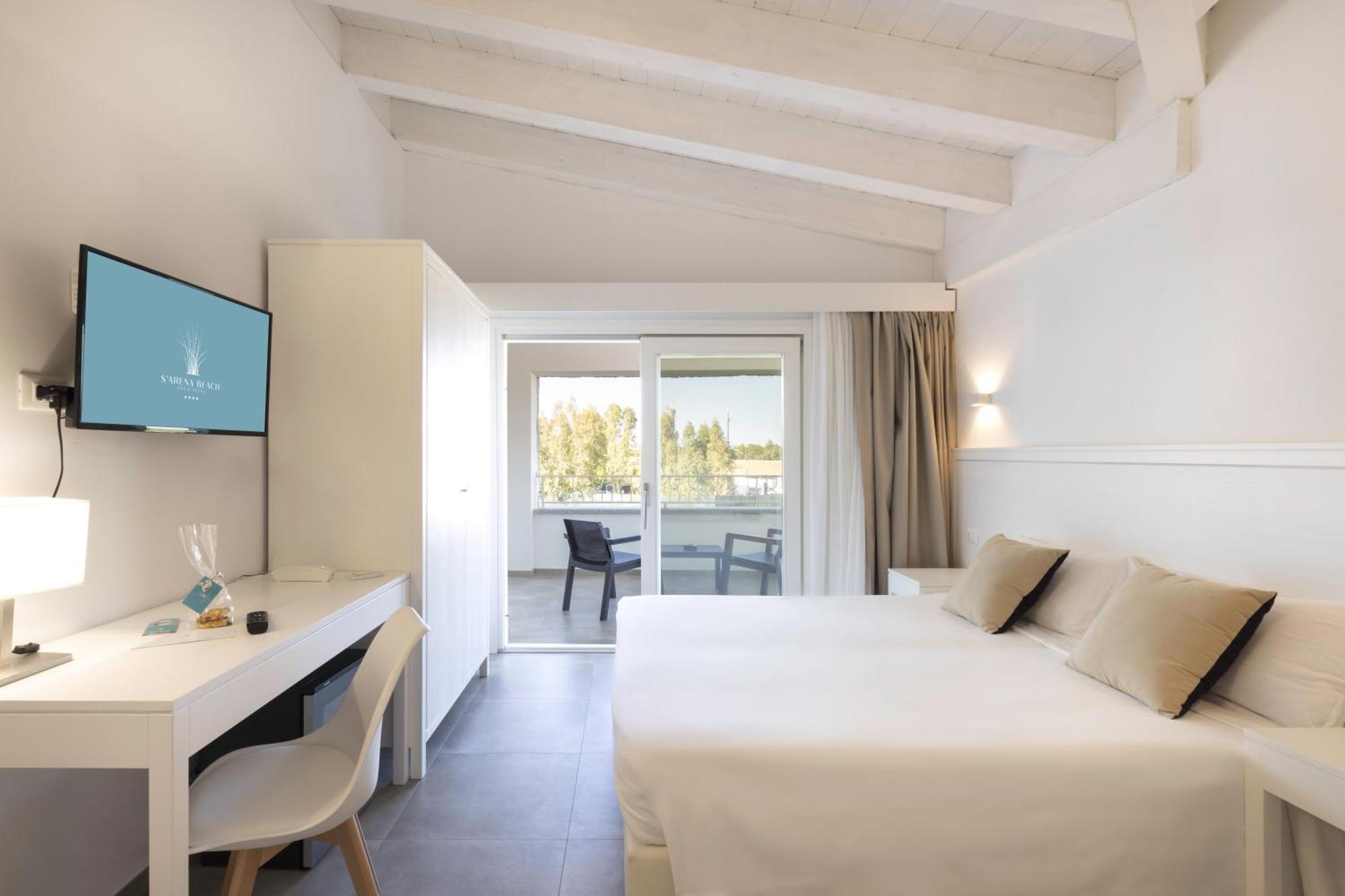 Hotel S'arena Beach La Caletta Buitenkant foto