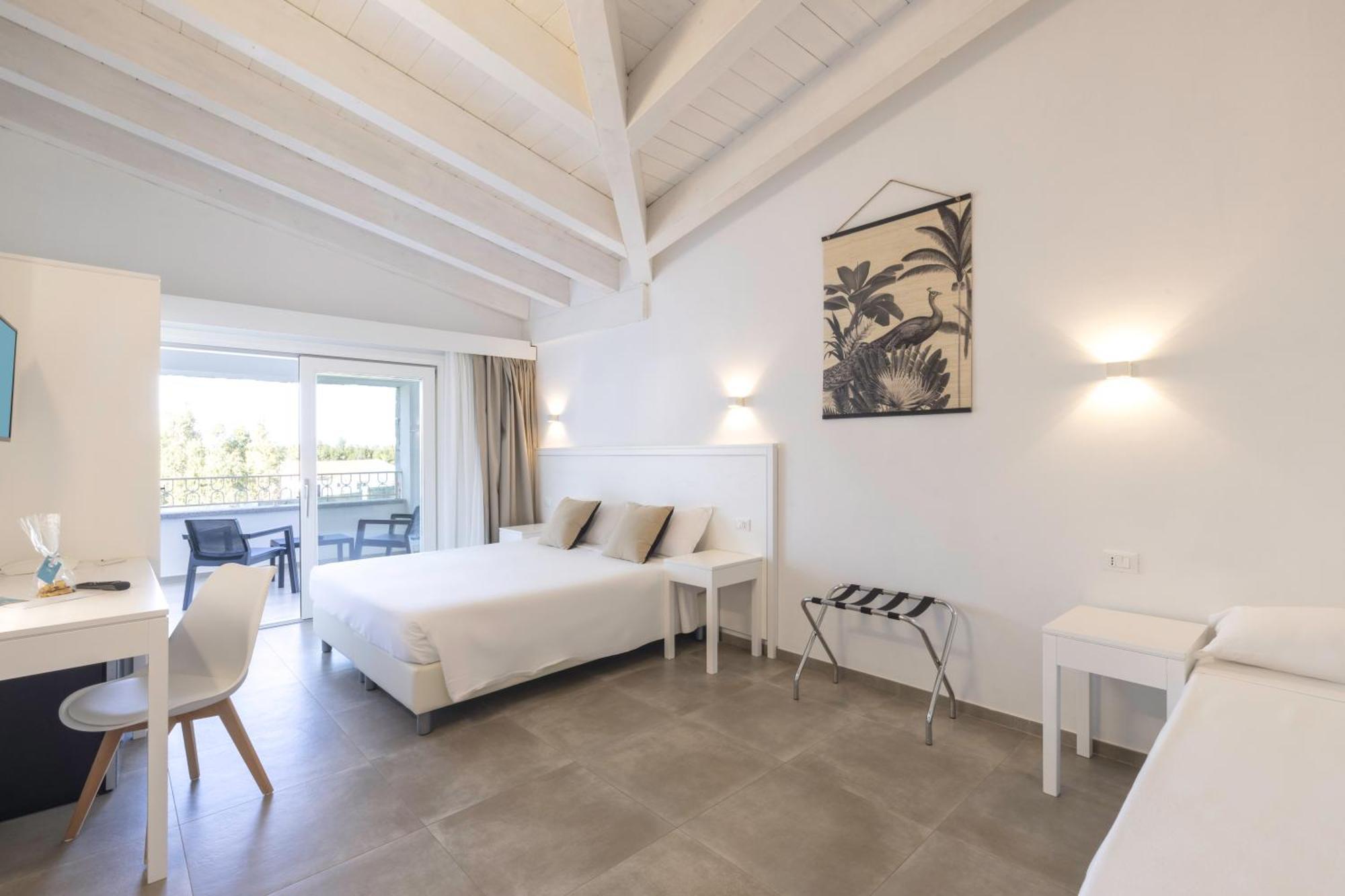 Hotel S'arena Beach La Caletta Buitenkant foto